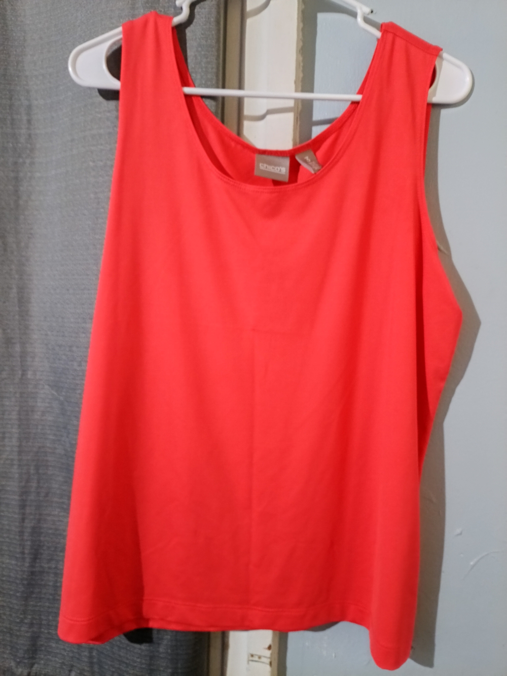 Chico's Coral Scoop Neck Sleeveless Tank